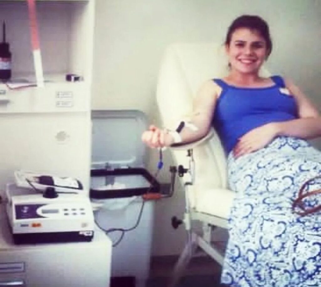 patrizia mastrodonato doando sangue aos 16 anso